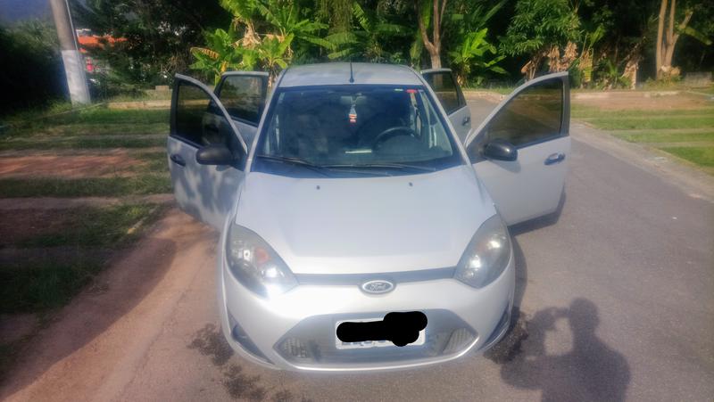 Ford Fiesta • 2013 • 124,000 km 3