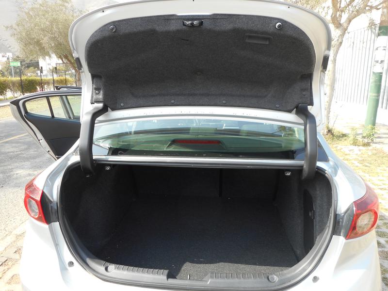 Mazda 3 • 2019 • 7,000 km 6