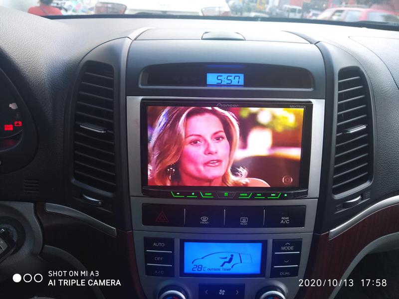 Hyundai Santa Fe • 2010 • 120,000 km 8