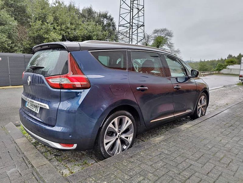 Renault Grand Scenic • 2018 • 148,000 km 8