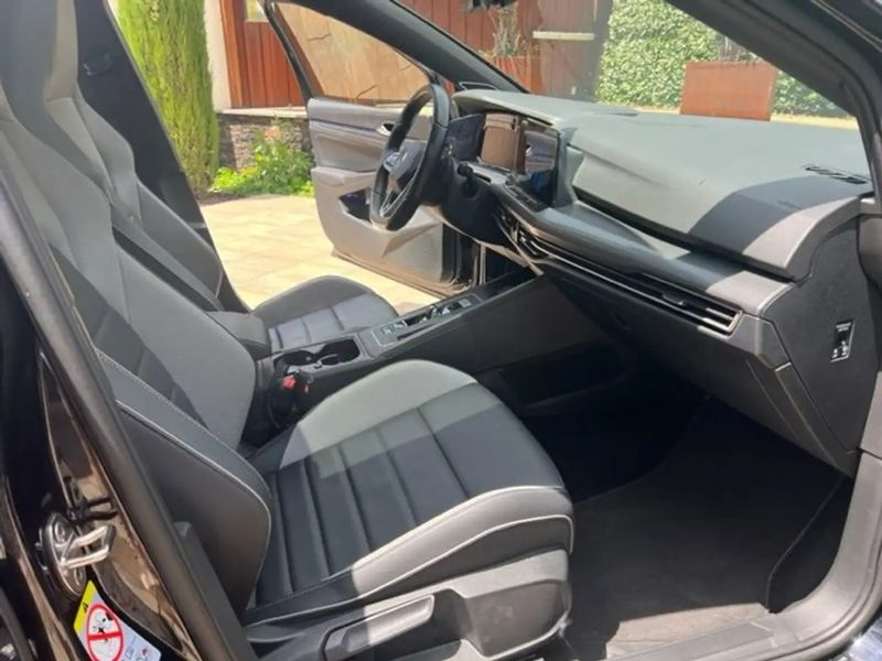 Volkswagen Golf • 2021 • 59,000 km 3