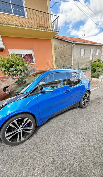 BMW i3 • 2019 • 56,000 km 2