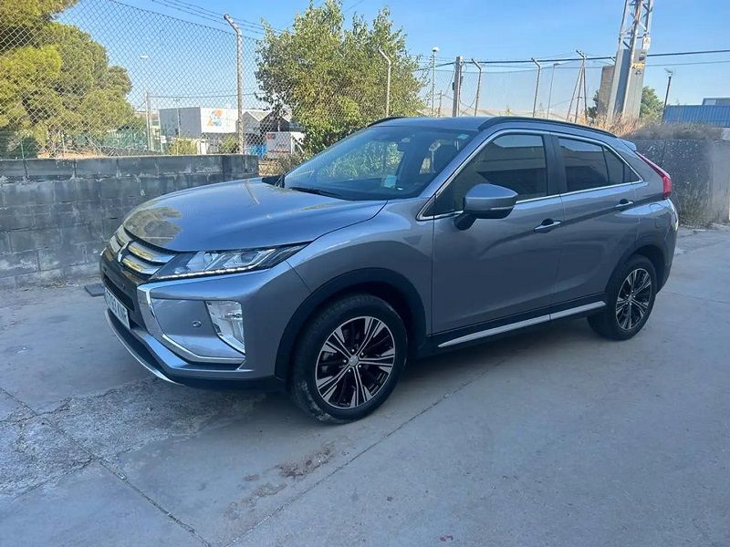 Mitsubishi Eclipse Cross • 2018 • 87,400 km 4
