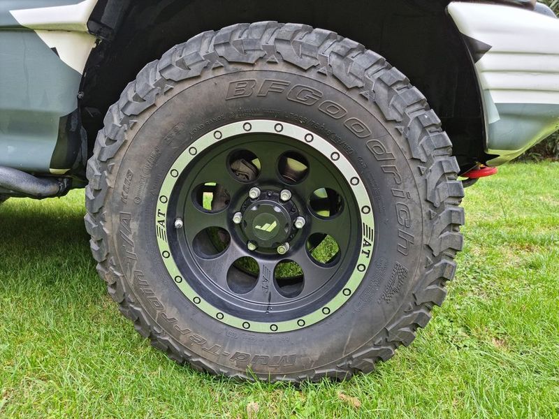 Mitsubishi Pajero • 1999 • 89,000 km 8