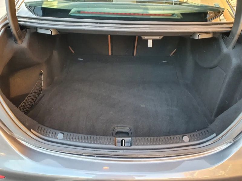 Mercedes-Benz E-Class • 2017 • 98,000 km 3