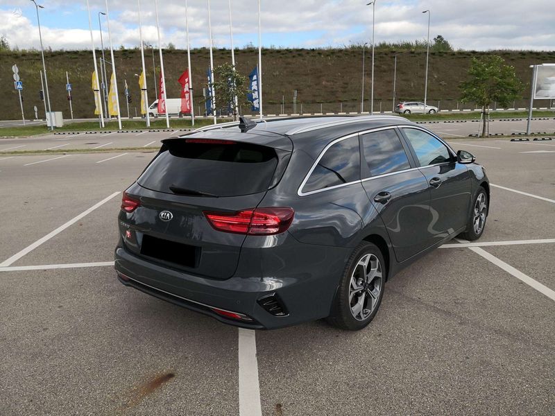 Kia Cee`d • 2019 • 129,000 km 18