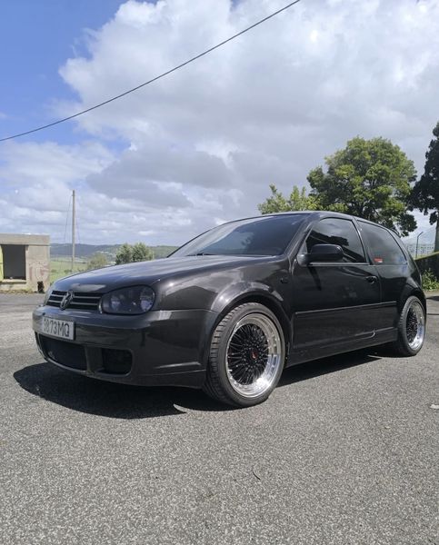Volkswagen Golf • 1999 • 195,000 km 2