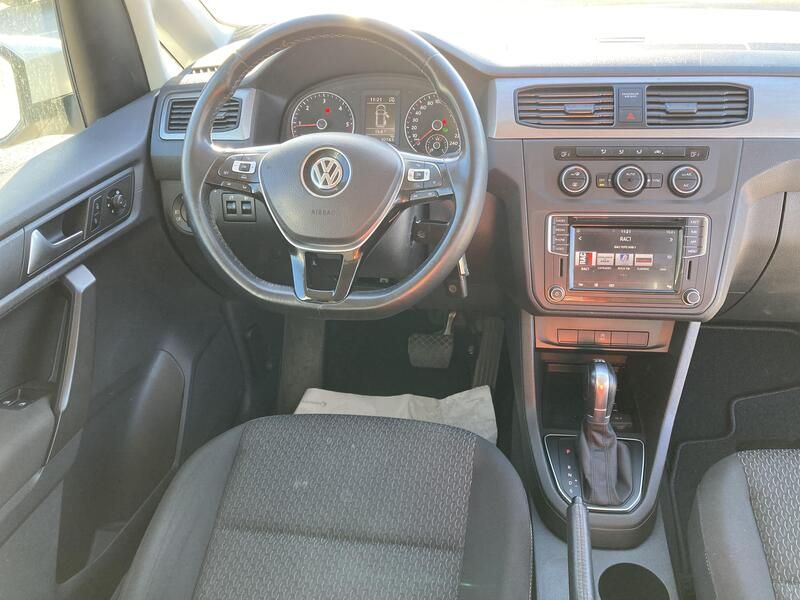 Volkswagen Caddy • 2019 • 86,509 km 5