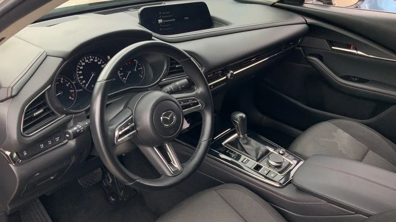 Mazda CX-30 • 2023 • 45,200 km 7