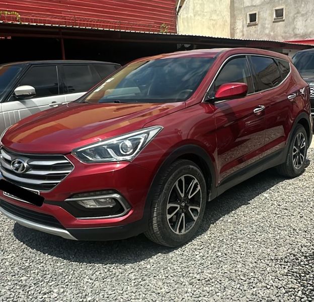Hyundai Santa Fe • 2021 • 40,000 km 1