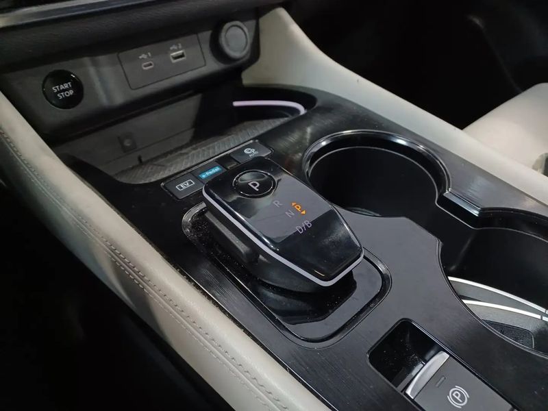 Nissan X-Trail • 2022 • 21,000 km 8