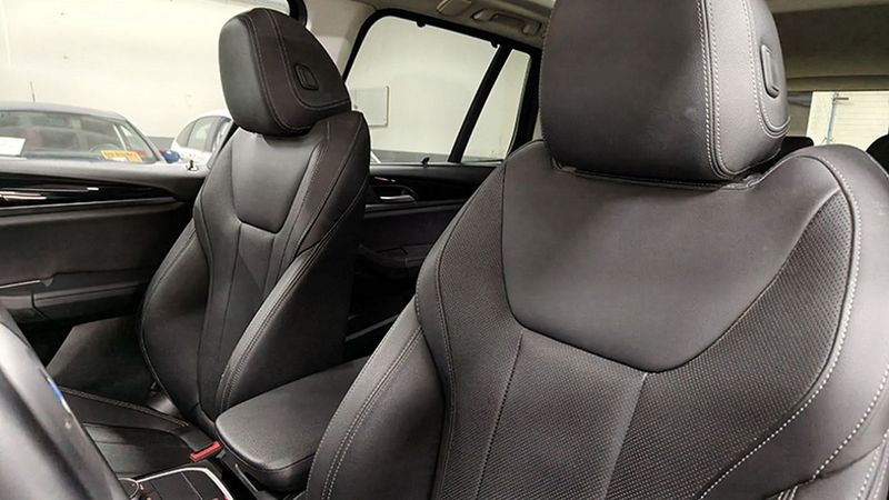 BMW X3 • 2022 • 59,600 km 8