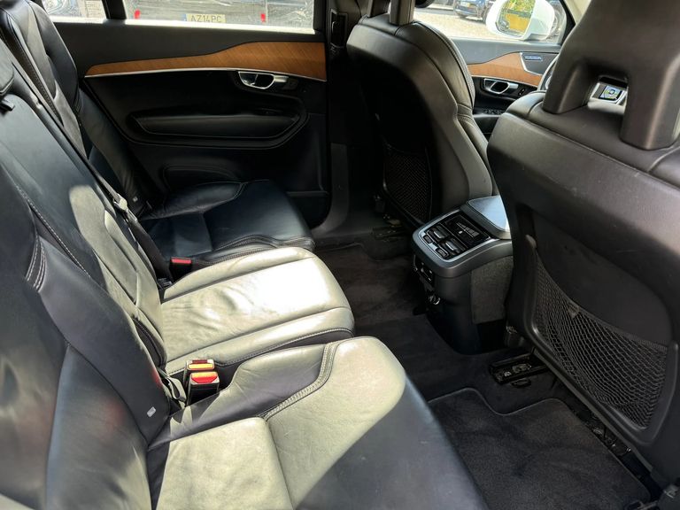 Volvo XC90 • 2018 • 180,000 km 2