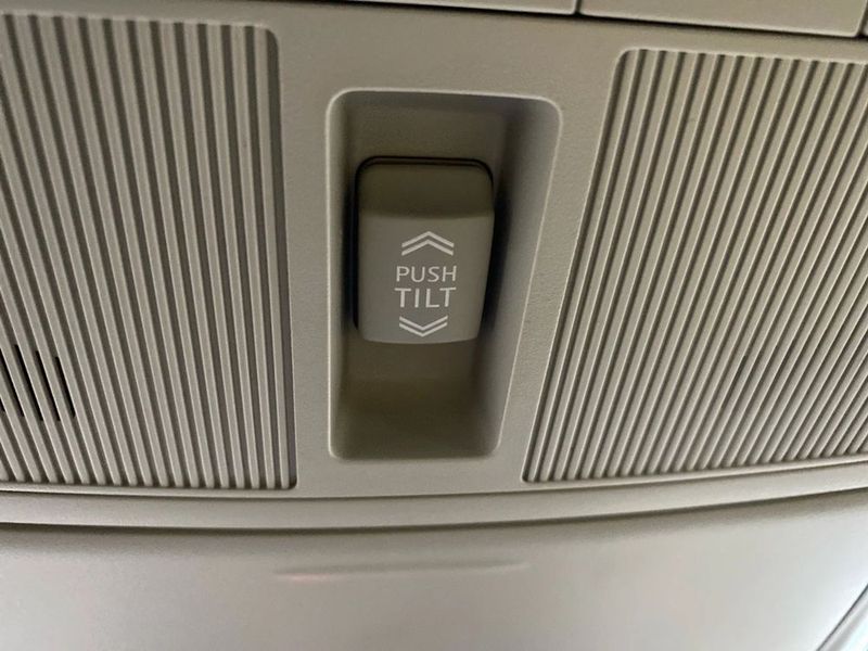 Renault Koleos • 2022 • 31,900 km 4