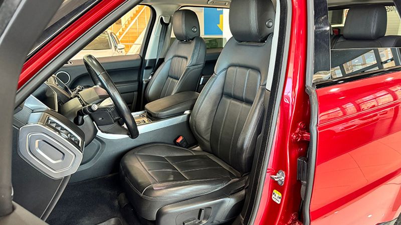 Land Rover Range Rover Sport • 2019 • 66,835 km 13