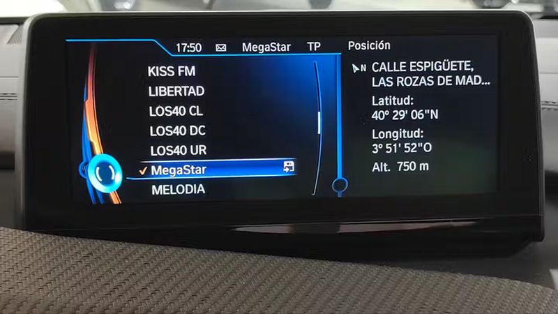 BMW i8 • 2016 • 69,497 km 37