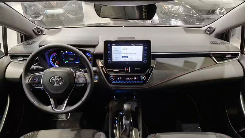 Toyota Corolla Combi • 2020 • 20,378 km 8