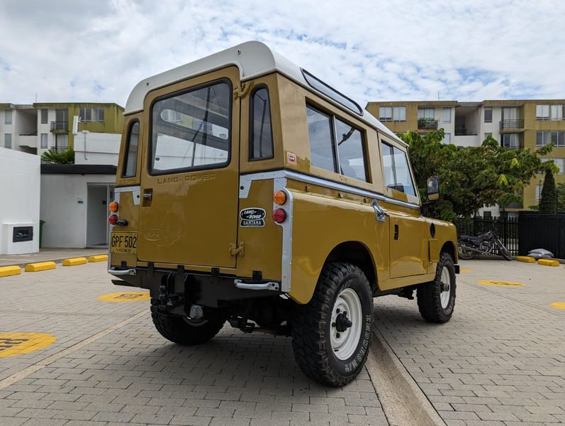 Land Rover 109 • 1979 • 39,936 mi 2