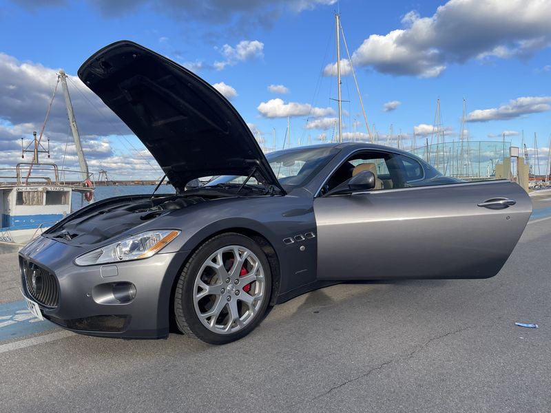 Maserati GranTurismo • 2013 • 86,000 km 15