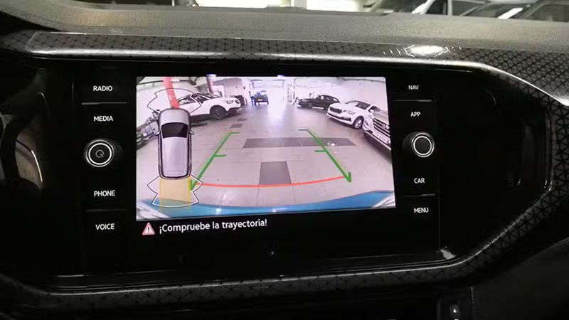 Volkswagen T-Cross • 2022 • 35,294 km 9