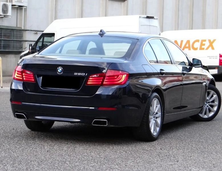 BMW 5 Series • 2011 • 199,500 km 7