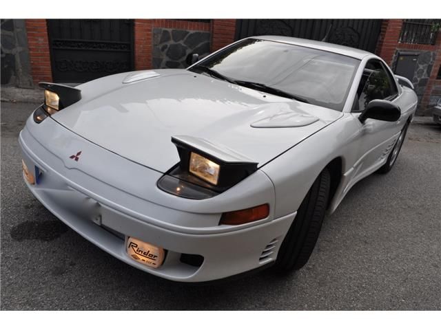 Mitsubishi 3000 GT • 1992 • 91,000 km 5
