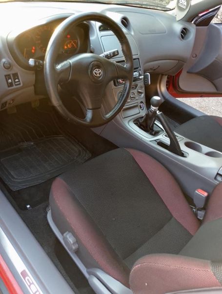 Toyota Celica • 1999 • 140,000 km 3