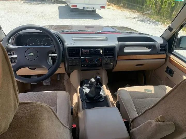 Land Rover Range Rover • 1994 • 240,000 km 5