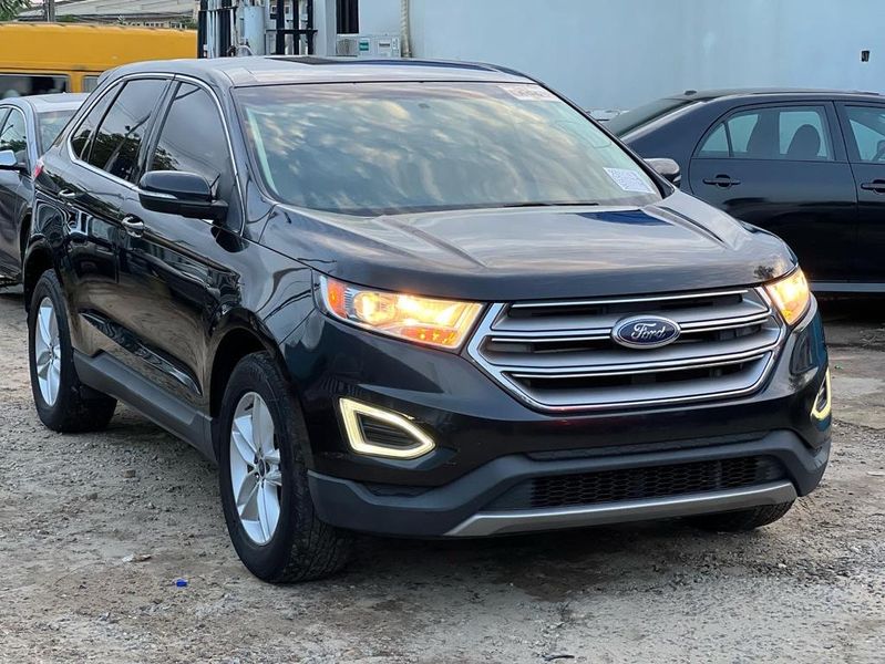 Ford Edge • 2015 • 21 km 1