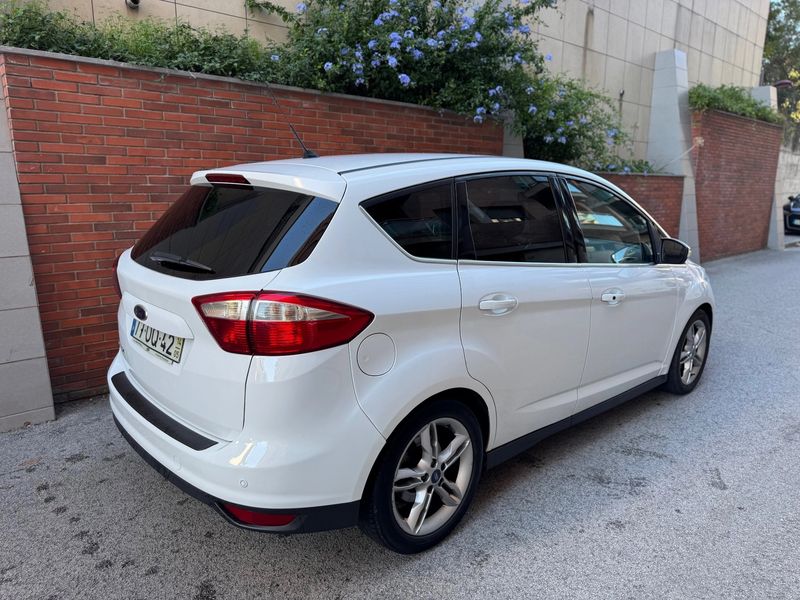 Ford C-Max • 2014 • 162,000 km 6