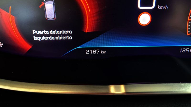 Peugeot 3008 • 2024 • 2,180 km 9