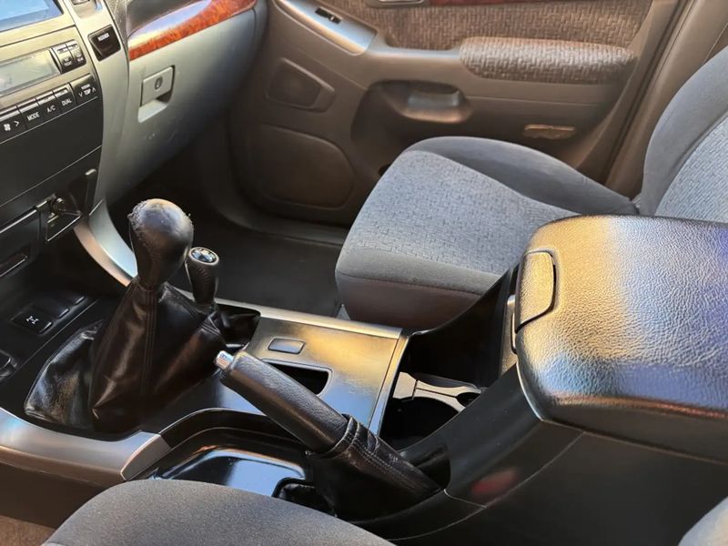 Toyota Land Cruiser • 2006 • 174,000 km 3