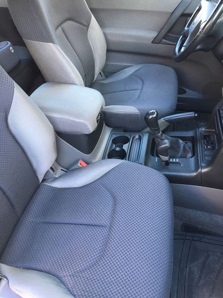 Mitsubishi Pajero • 2000 • 98,000 km 3