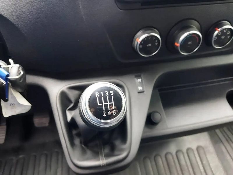 Opel Movano • 2021 • 25,000 km 3