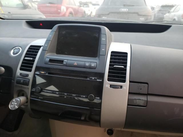 Toyota Prius • 2005 • 12 km 7