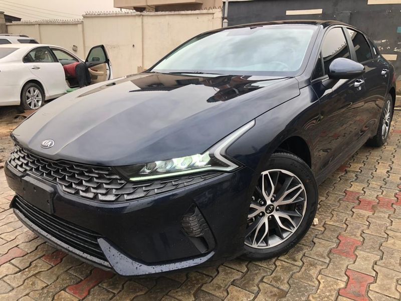 Kia K5 • 2021 • 30,000 km 2