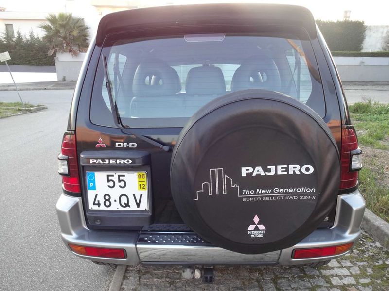 Mitsubishi Pajero • 2016 • 165,000 km 3