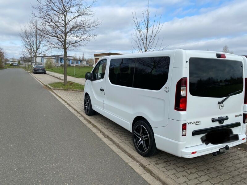 Opel Vivaro • 2018 • 104,000 km 3