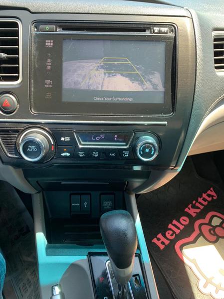 Honda Civic • 2015 • 86,000 km 10