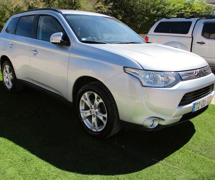 Mitsubishi Outlander • 2013 • 189,999 km 4