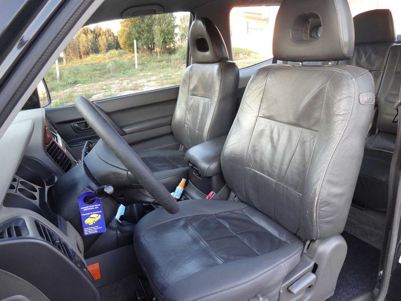 Mitsubishi Pajero • 2016 • 165,000 km 4