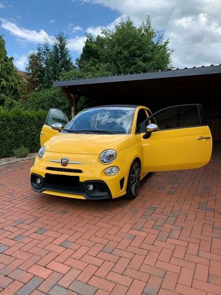 Fiat 500 • 2016 • 64,000 km 11