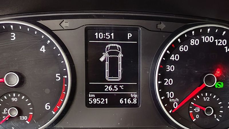 Volkswagen Multivan • 2018 • 59,521 km 11