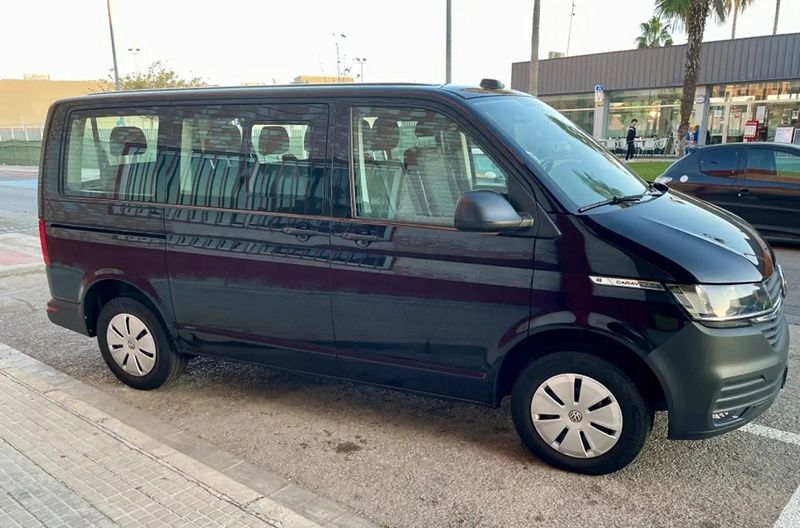 Volkswagen Caravelle • 2023 • 38,400 km 5