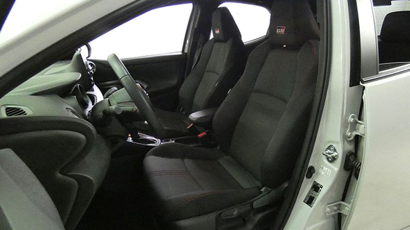 Toyota Yaris • 2023 • 7,088 km 6