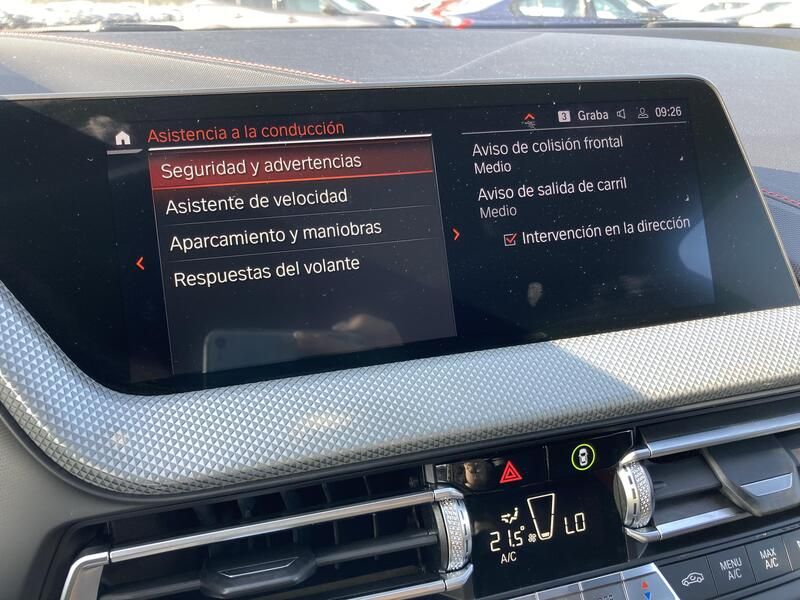 BMW 1 Series • 2021 • 97,297 km 38