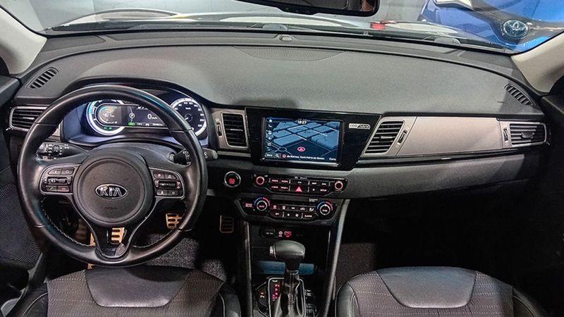 Kia Niro • 2018 • 85,465 km 5