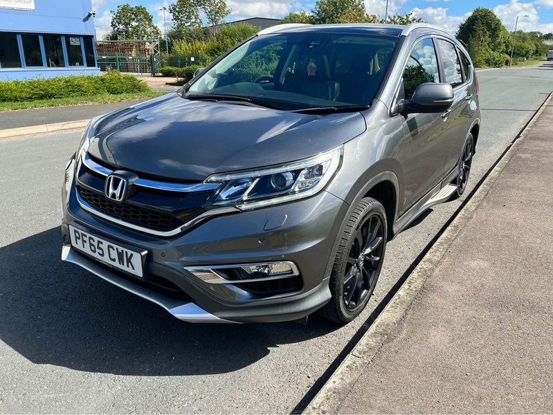 Honda CR-V • 2015 • 93,000 km 8