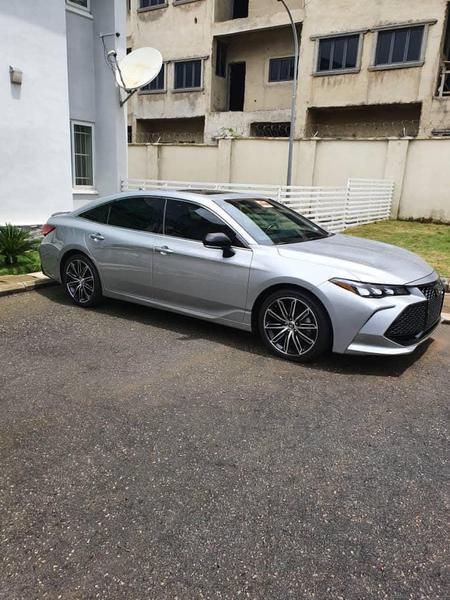 Toyota Camry Hybrid • 2019 • 0 km 9