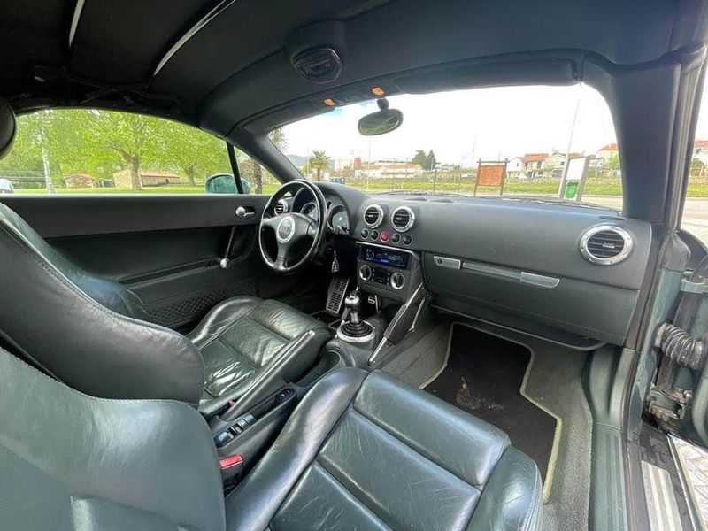 Audi TT Roadster • 2001 • 210,000 km 5